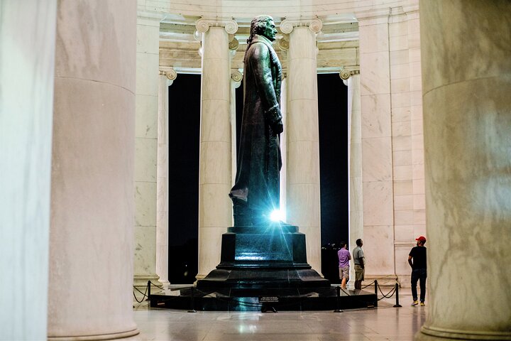 Rundtur till Washington DC:s landmärken inklusive monument, National Mall och båtkryssning på Potomacfloden, foto 16 | wizardtrip