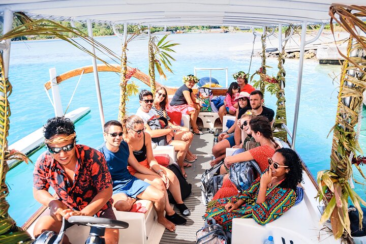 Heldagskryssning i Bora Boras lagun med snorkling, möte med hajar och rockor samt lunch, foto 8 | wizardtrip