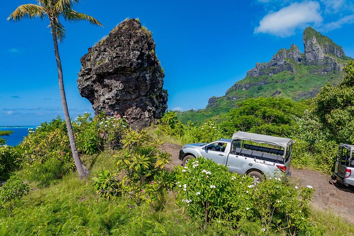 ボラボラ島の素晴らしい景色と史跡を捉えながら、スリリングな4WDツアーを体験しましょう、写真12 | wizardtrip