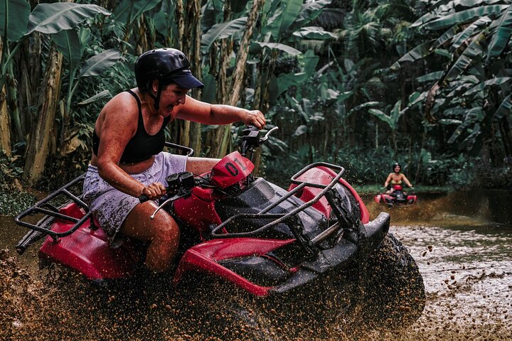Experimente um emocionante passeio de quadriciclo em Ubud, Indonésia, navegando por trilhas na selva, cavernas e cachoeiras, foto 10 | wizardtrip