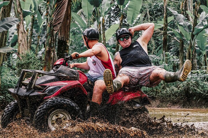 Experimente um emocionante passeio de quadriciclo em Ubud, Indonésia, navegando por trilhas na selva, cavernas e cachoeiras, foto 20 | wizardtrip