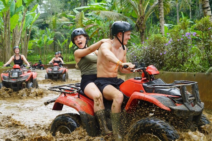 Experimente um emocionante passeio de quadriciclo em Ubud, Indonésia, navegando por trilhas na selva, cavernas e cachoeiras, foto 23 | wizardtrip