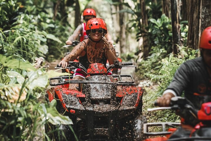 Experimente um emocionante passeio de quadriciclo em Ubud, Indonésia, navegando por trilhas na selva, cavernas e cachoeiras, foto 40 | wizardtrip