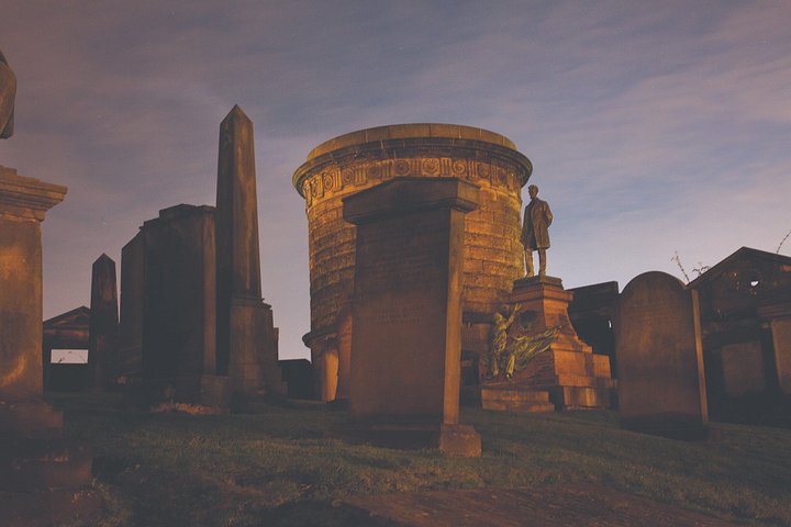 Un tour guidato a piedi che esplora la storia oscura di Edimburgo, le leggende infestate e i luoghi inquietanti, foto 15 | wizardtrip
