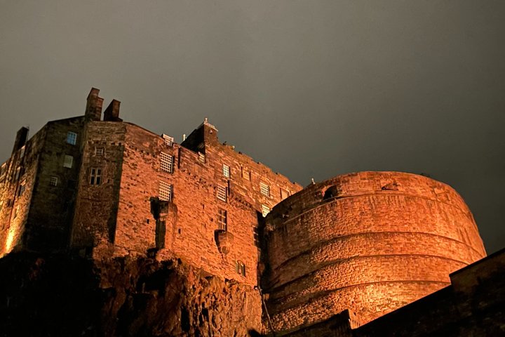 Un tour guidato a piedi che esplora la storia oscura di Edimburgo, le leggende infestate e i luoghi inquietanti, foto 24 | wizardtrip