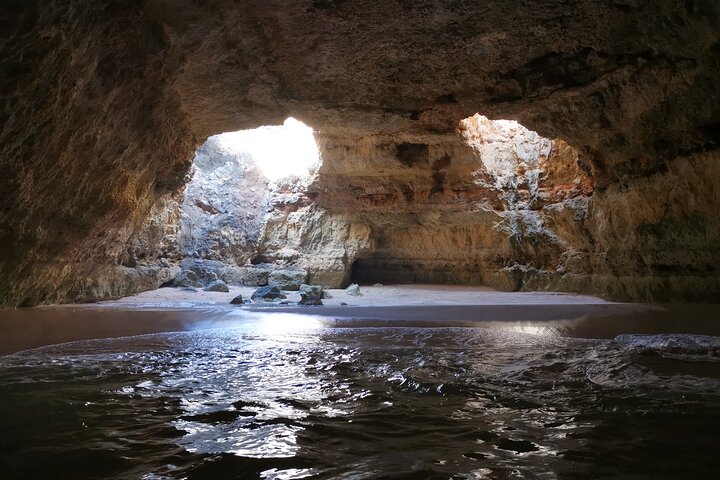 Bootstour entlang der Algarve-Küste zur Beobachtung von Delfinen und Höhlen, Abfahrt von Albufeira, Foto 10 | wizardtrip