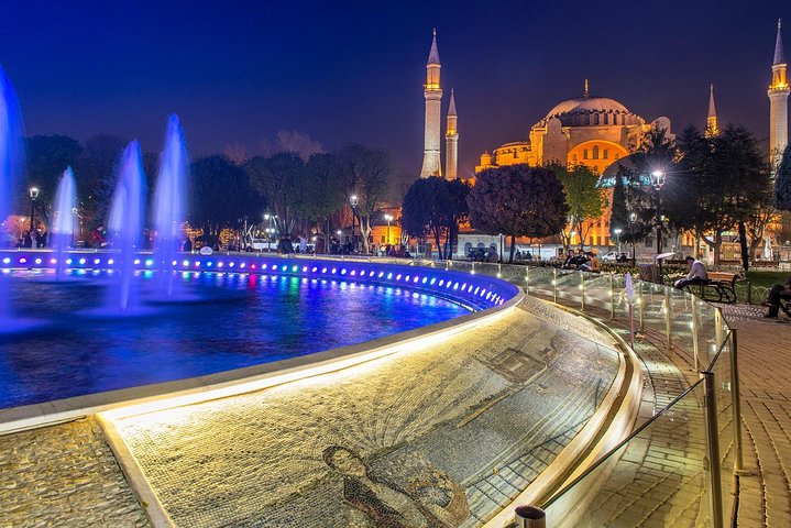 Esplora la storica Città Vecchia di Istanbul, inclusa Santa Sofia, la Moschea Blu e il Grand Bazaar, foto 6 | wizardtrip