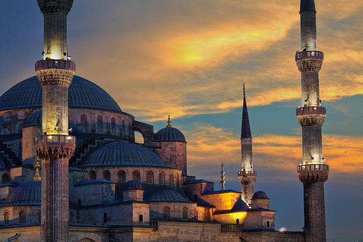 Esplora la storica Città Vecchia di Istanbul, inclusa Santa Sofia, la Moschea Blu e il Grand Bazaar, foto 7 | wizardtrip