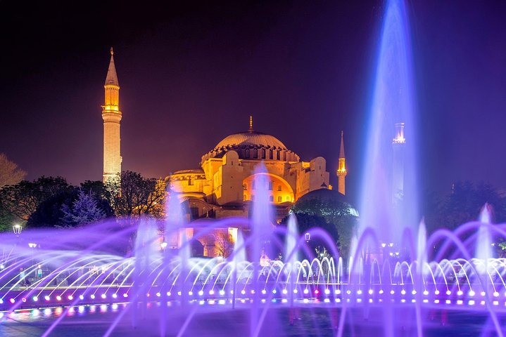 Esplora la storica Città Vecchia di Istanbul, inclusa Santa Sofia, la Moschea Blu e il Grand Bazaar, foto 8 | wizardtrip
