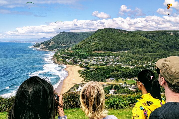 Wildlife, Waterfalls and Wine Day Tour from Sydney | wizardtrip