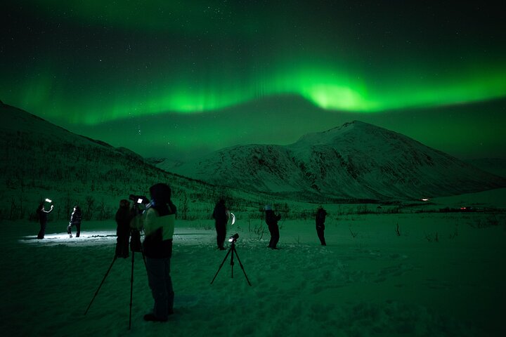 Chasse aux aurores boréales en bus à Tromsø, Norvège, avec guides professionnels et photos incluses, photo 6 | wizardtrip