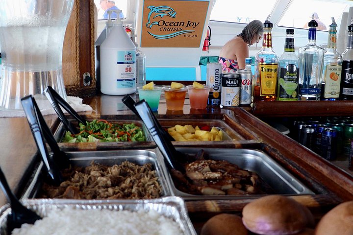 Luksuriøs katamarantur utenfor Oahus kyst, med snorkling, delfinsafari og hawaiisk måltid, foto 17 | wizardtrip