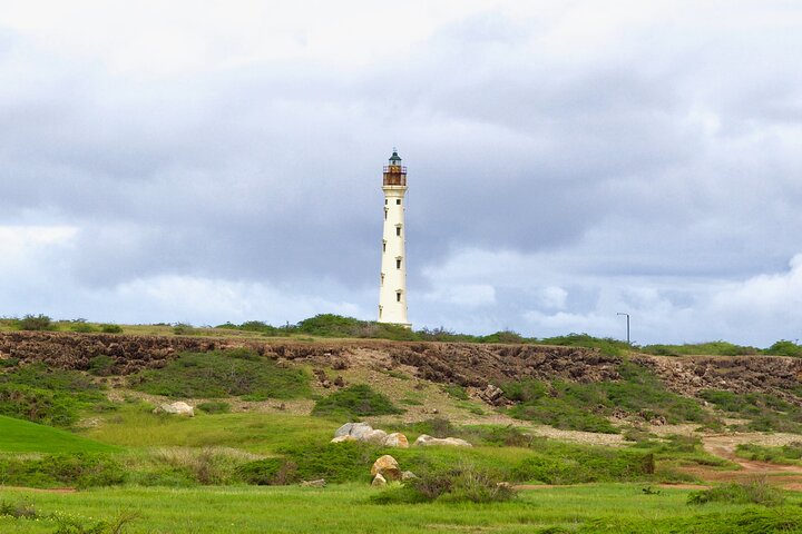 Terrängjeepsafari som utforskar Arubas naturliga pool, Baby Beach och robusta kustlinje, foto 7 | wizardtrip