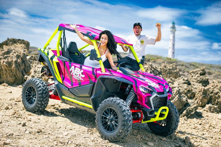 Off-road UTV-eventyr, der udforsker Arubas barske nordkyst, besøger strande og historiske steder, foto 2 | wizardtrip