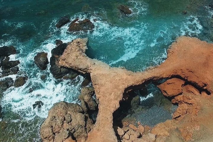 Off-road UTV-eventyr, der udforsker Arubas barske nordkyst, besøger strande og historiske steder, foto 11 | wizardtrip
