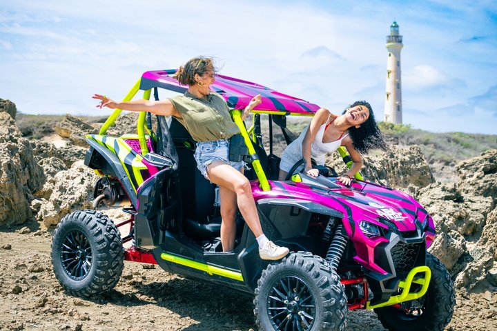 Aruba UTV-eventyr, der kører gennem ørkenstier til Natural Pool, foto 3 | wizardtrip
