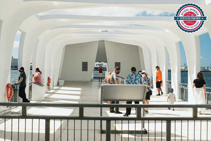 Commemorative tour of Pearl Harbor and historic Honolulu, photo 1 | wizardtrip