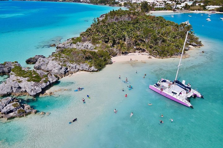 Njut av en katamaransegling och snorkeltur på Bermuda, med rosa båtar, klart vatten och historiska insikter, foto 12 | wizardtrip