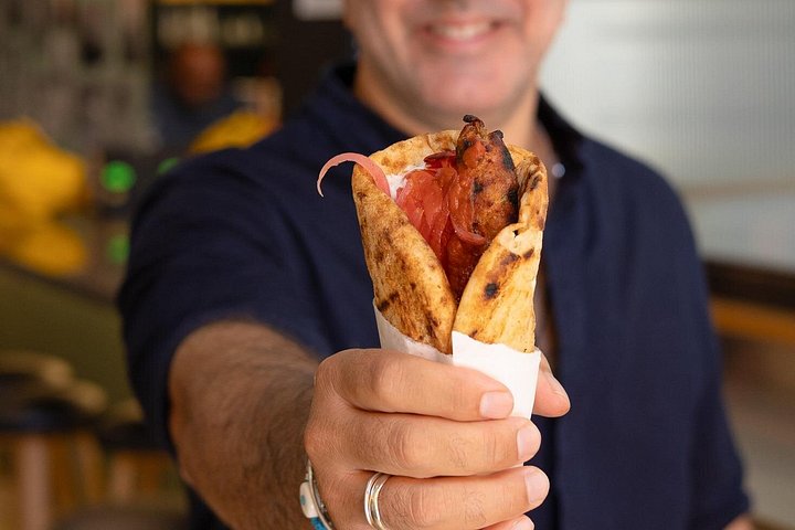 Smak autentisk gresk mat og utforsk Athens livlige nabolag på en guidet kveldstur med matopplevelser, foto 8 | wizardtrip