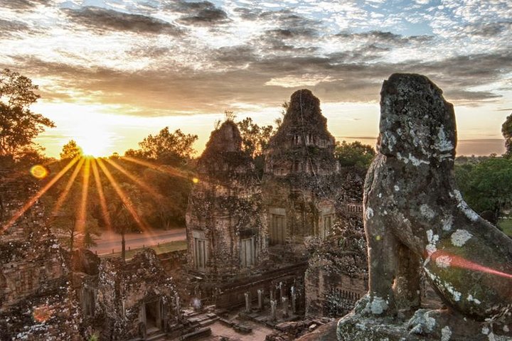 Soloppgang over det praktfulle Angkor Wat tempelkompleks i Siem Reap, Kambodsja, foto 10 | wizardtrip
