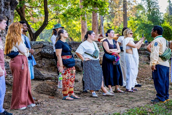 Verken de oude tempels van Angkor Wat, Cambodja, inclusief zonsopgang en iconische bouwwerken, foto 7 | wizardtrip