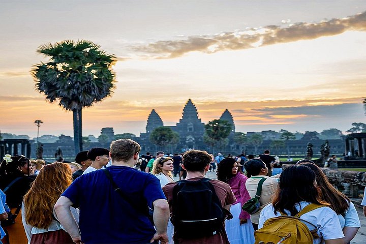 Verken de oude tempels van Angkor Wat, Cambodja, inclusief zonsopgang en iconische bouwwerken, foto 34 | wizardtrip