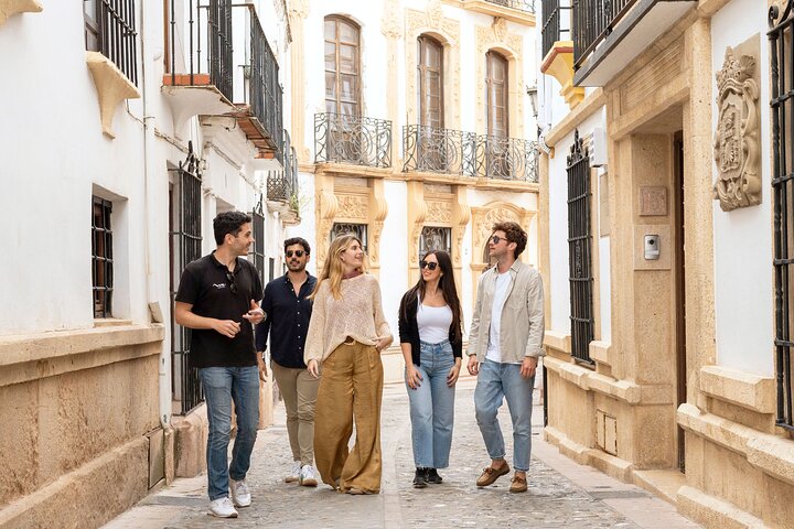 Full-day tour from Seville visiting Cordoba, Ronda, and Setenil de las Bodegas, photo 12 | wizardtrip