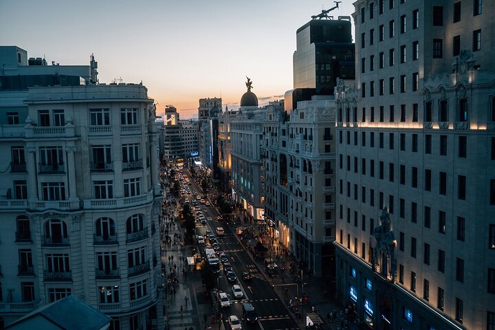 Madrid tapas- og vintur med lokal guide og udsigt fra tagterrassen, foto 6 | wizardtrip