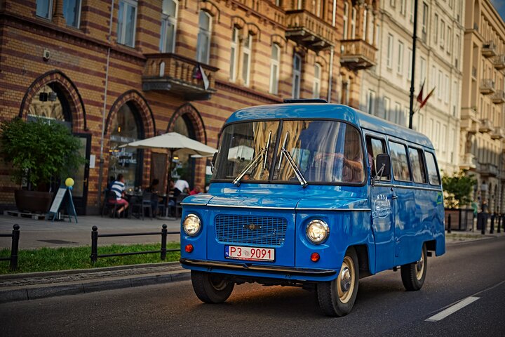 Private Retro-Fiat-Tour durch Warschaus historische Altstadt, Schlossplatz und Wahrzeichen, Foto 13 | wizardtrip