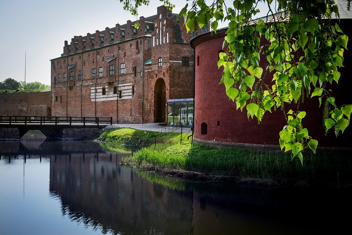 Excursión de un día desde Copenhague para explorar el Castillo de Hamlet, la Catedral de Lund y Malmö, foto 11 | wizardtrip
