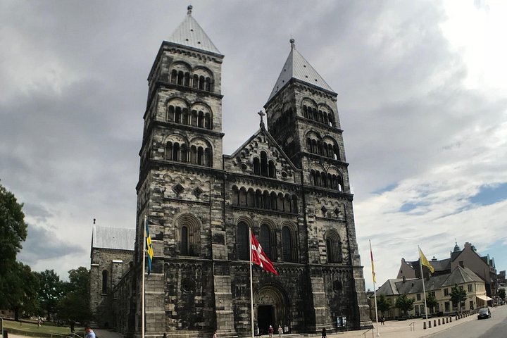 Excursión de un día desde Copenhague para explorar el Castillo de Hamlet, la Catedral de Lund y Malmö, foto 17 | wizardtrip