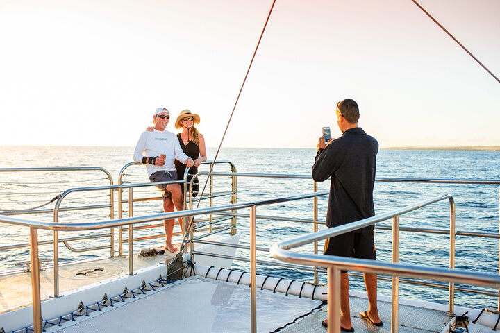 Luxury catamaran sunset cruise along the stunning Na Pali Coast in Kauai, Hawaii, photo 10 | wizardtrip