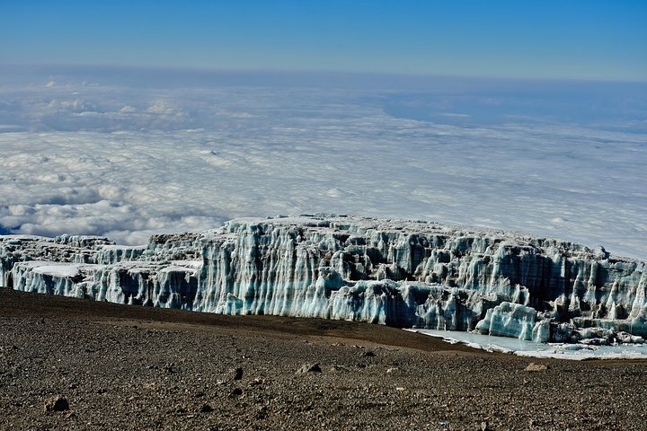 Trek vers le sommet du mont Kilimandjaro par la pittoresque voie Lemosho en Tanzanie, photo 11 | wizardtrip