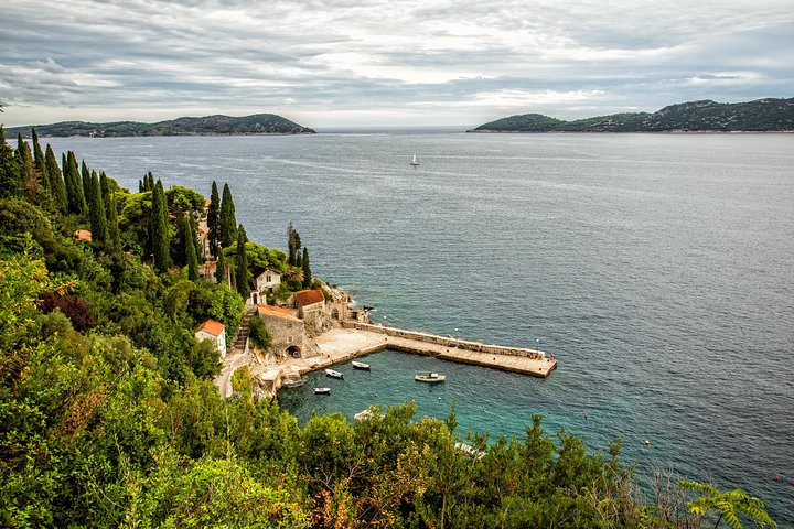 Dubrovnik Game of Thrones Full-Day Tour + Lokrum & Srđ | wizardtrip