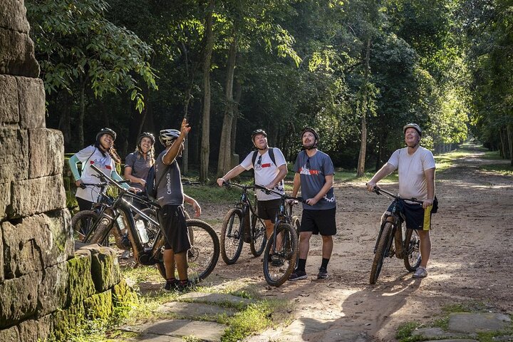 Radtour durch die antiken Angkor-Tempel und die üppige kambodschanische Landschaft bei Siem Reap, Foto 7 | wizardtrip