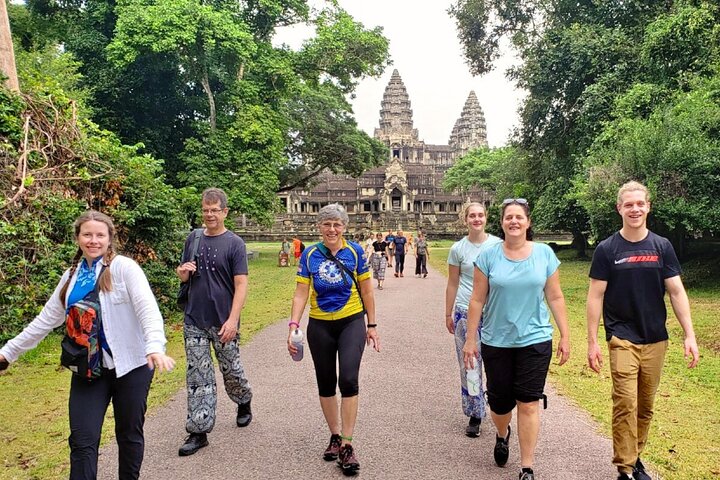 Radtour durch die antiken Angkor-Tempel und die üppige kambodschanische Landschaft bei Siem Reap, Foto 15 | wizardtrip