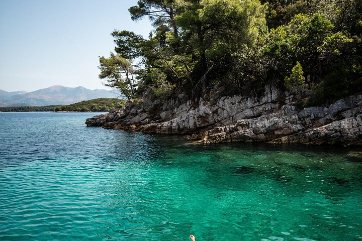 Privat båttur som utforskar Elafitiöarna nära Dubrovnik, Kroatien, med bad och ö-hoppning, foto 10 | wizardtrip