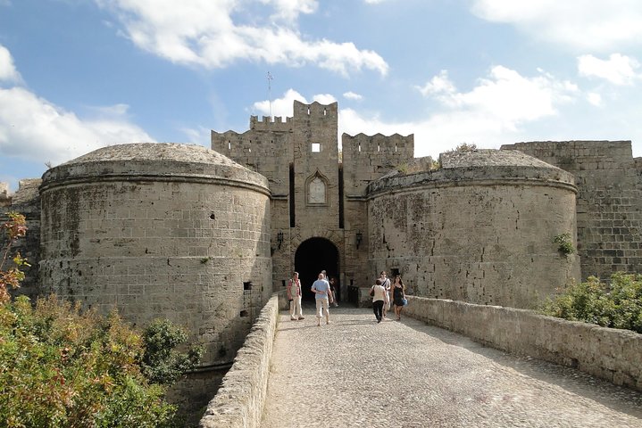 Visite à pied de la vieille ville de Rhodes (petit groupe) | wizardtrip