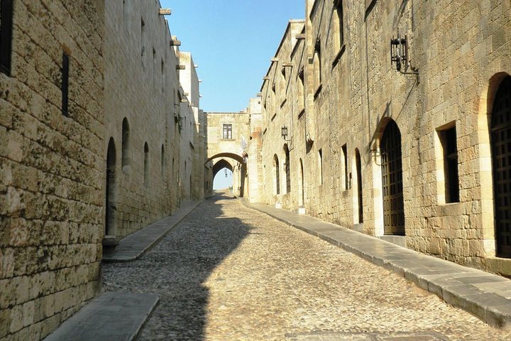 Explore a histórica cidade medieval de Rodes num passeio guiado a pé, descobrindo a sua rica história e marcos, foto 6 | wizardtrip
