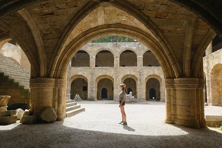 Explore a histórica cidade medieval de Rodes num passeio guiado a pé, descobrindo a sua rica história e marcos, foto 30 | wizardtrip