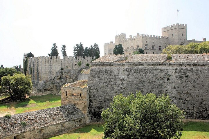Explore a histórica cidade medieval de Rodes num passeio guiado a pé, descobrindo a sua rica história e marcos, foto 42 | wizardtrip