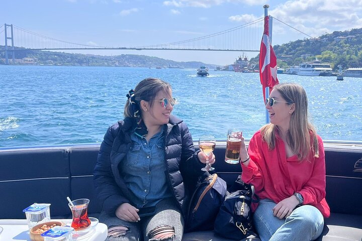Luxury yacht cruise on Istanbul's Bosphorus, offering views of palaces and bridges, photo 6 | wizardtrip