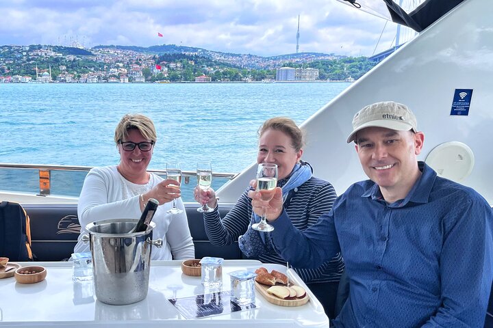 Luxury yacht cruise on Istanbul's Bosphorus, offering views of palaces and bridges, photo 9 | wizardtrip