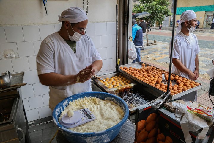 Tour Gastronomique de Bogota dans la Vieille Ville avec plus de 12 Dégustations | wizardtrip