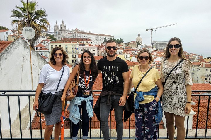 Privat vandretur som utforsker historiske Lisboa-landemerker, nabolag og utsiktspunkter, foto 14 | wizardtrip
