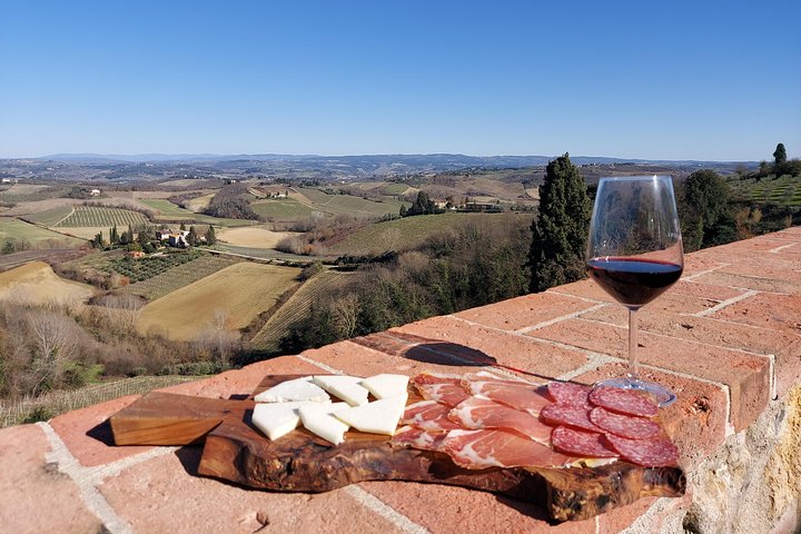 Dagvullende tour door Toscane met bezoek aan Pisa, San Gimignano en Siena met wijnproeverij, foto 8 | wizardtrip