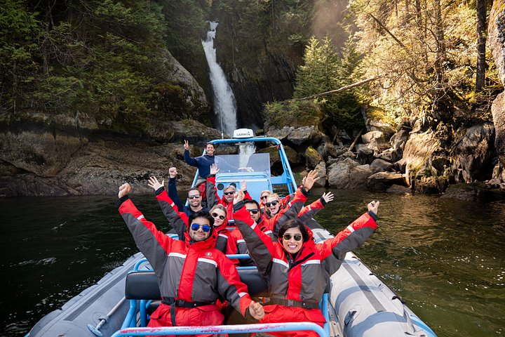 Oplev Vancouvers fantastiske kystlinje og fjorde på en spændende Zodiac-bådtur, og spot dyreliv og vartegn, foto 12 | wizardtrip