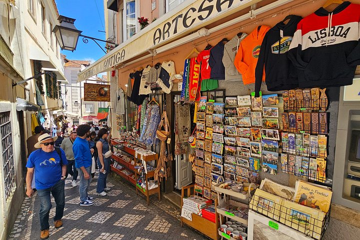 Day trip from Lisbon to Sintra and Cascais, featuring Pena Palace, Cabo da Roca, and coastal views, photo 22 | wizardtrip