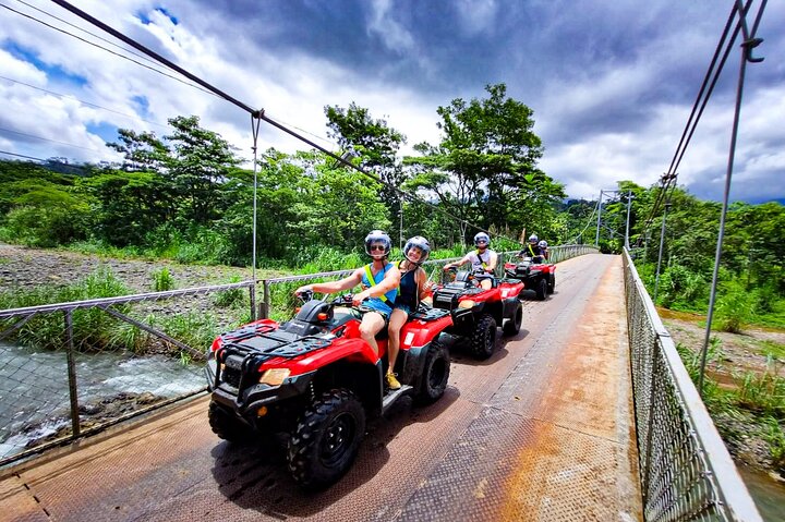Manuel Antonio: Tour in Quad tra Foresta Pluviale e Cascate | wizardtrip