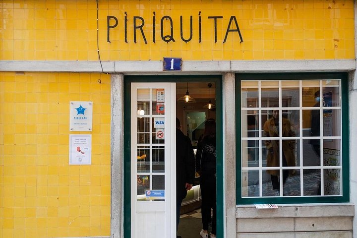 Guided tour of Sintra's palaces and Cascais from Lisbon, Portugal, photo 11 | wizardtrip